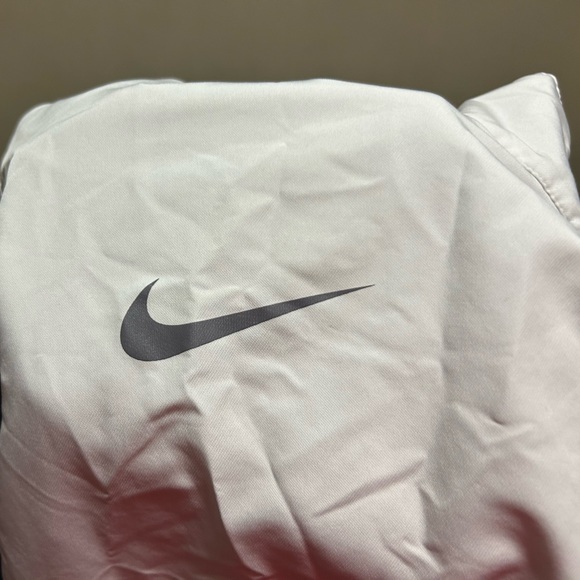 Nike Golf 1/4 zip jacket - Picture 4 of 9